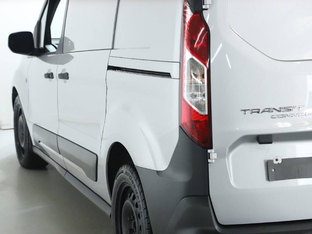2017 Ford Transit Connect Image 40