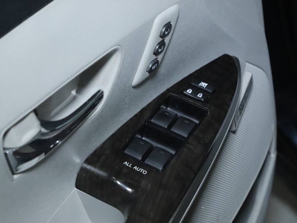 2013 Toyota Venza Image 17
