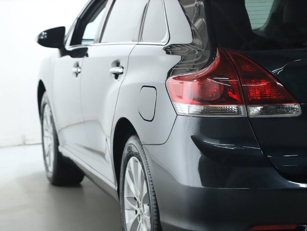 2013 Toyota Venza Image 40