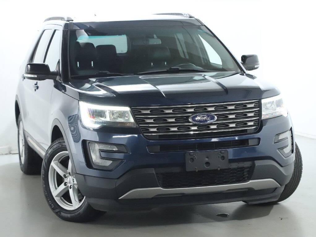 2016 Ford Explorer Image 2