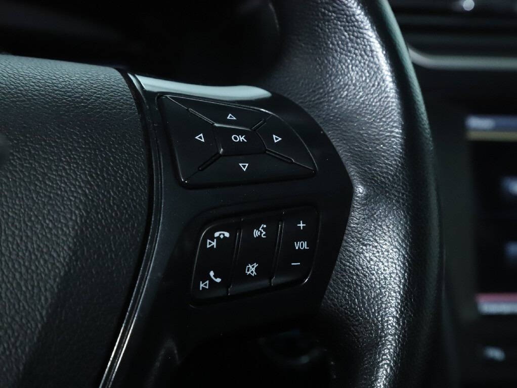 2016 Ford Explorer Image 24