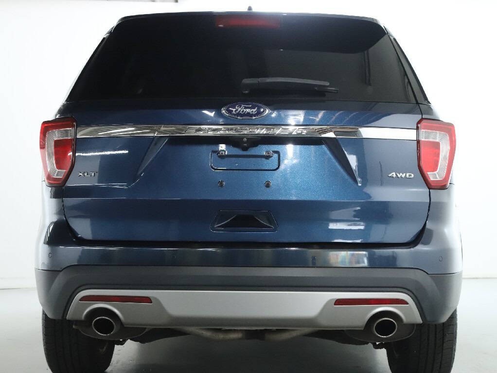 2016 Ford Explorer Image 44