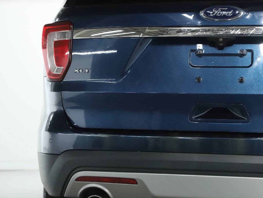 2016 Ford Explorer Image 45