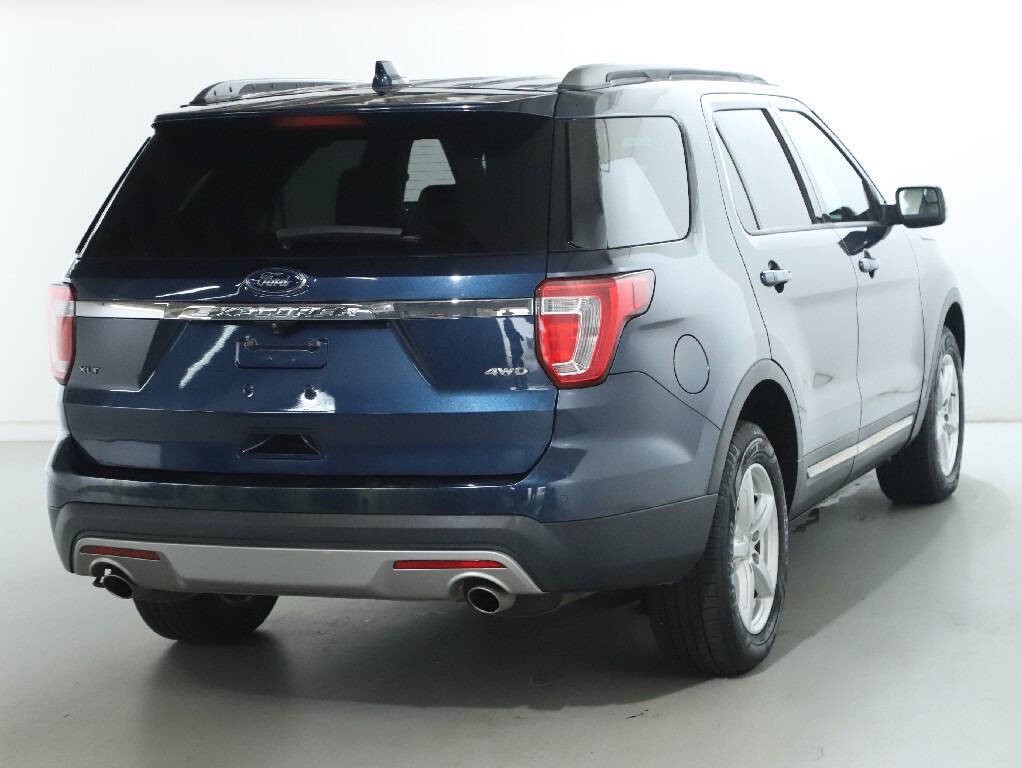 2016 Ford Explorer Image 48
