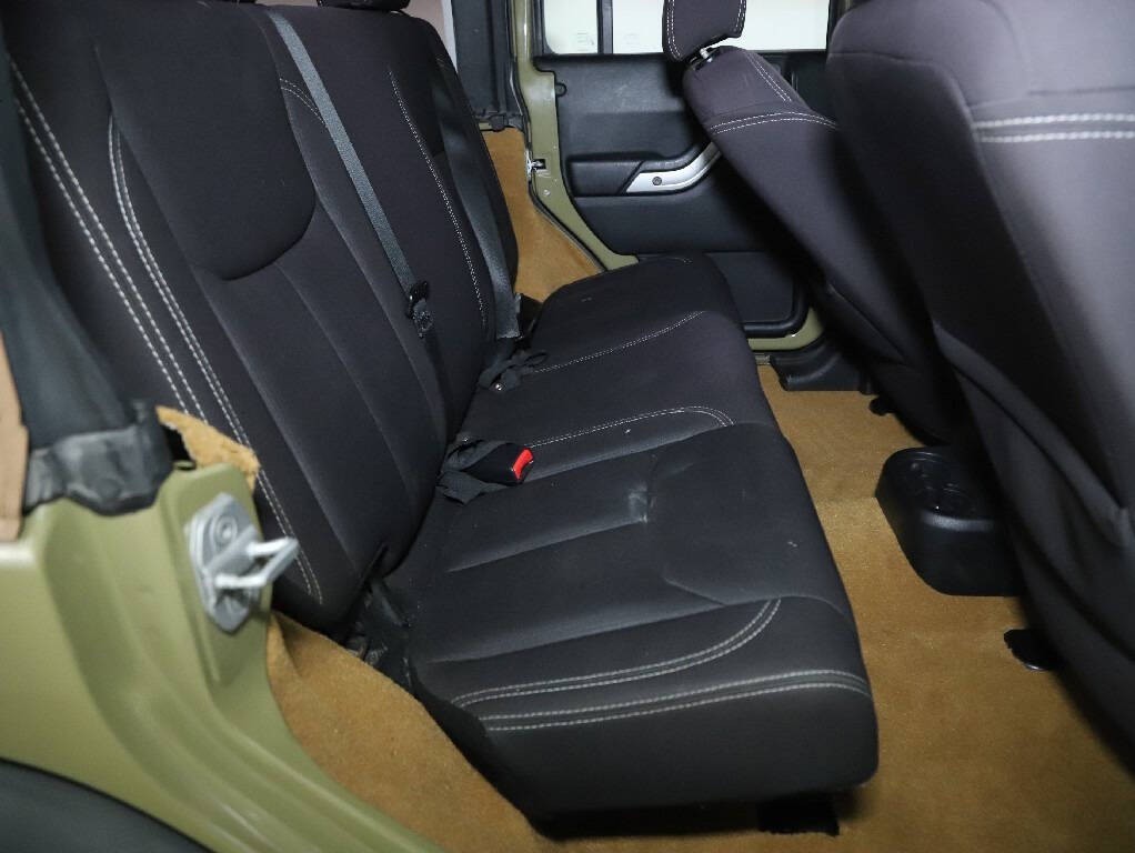 2013 Jeep Wrangler Unlimited Image 30