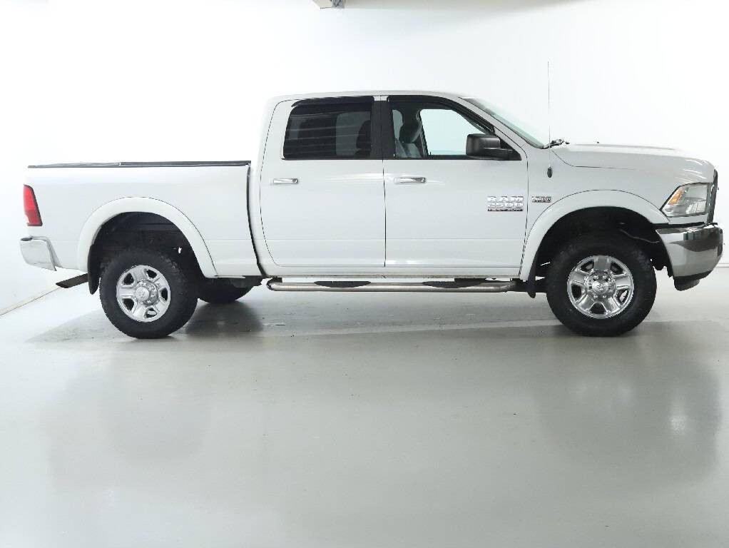 2014 RAM 2500 Image 11