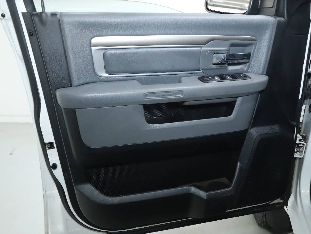 2014 RAM 2500 Image 15