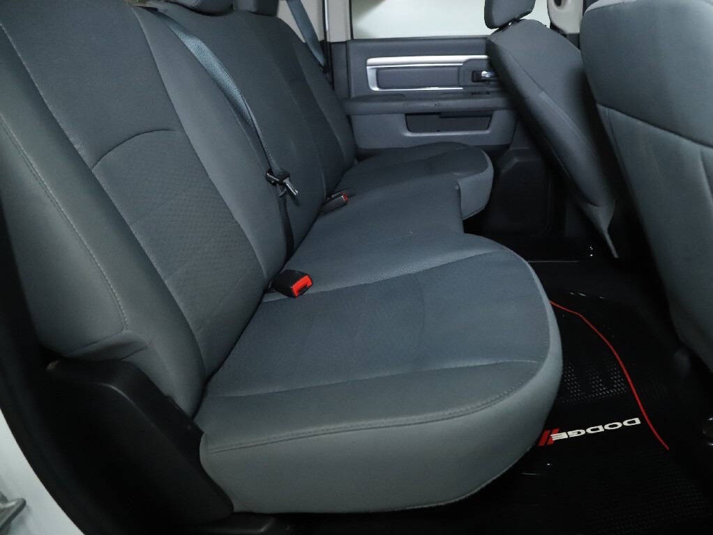 2014 RAM 2500 Image 30