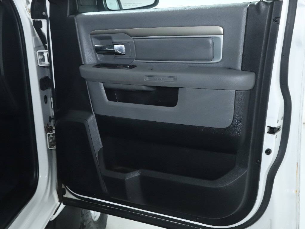 2014 RAM 2500 Image 31