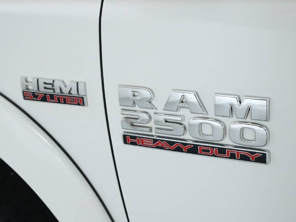 2014 RAM 2500 Image 35