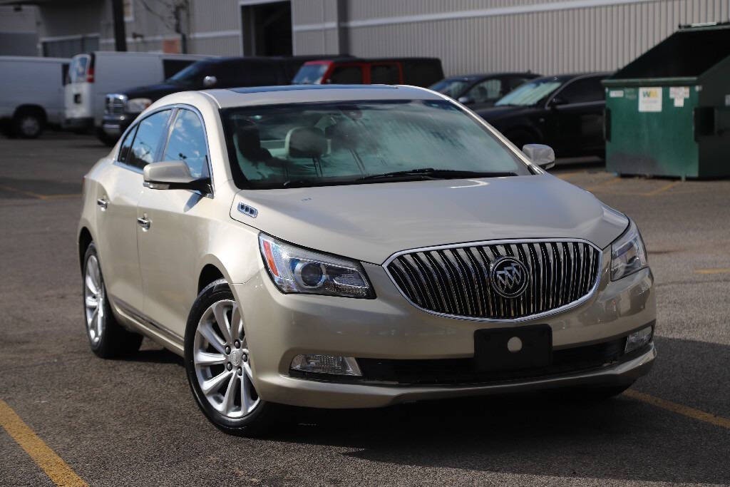 2015 Buick LaCrosse Image 2