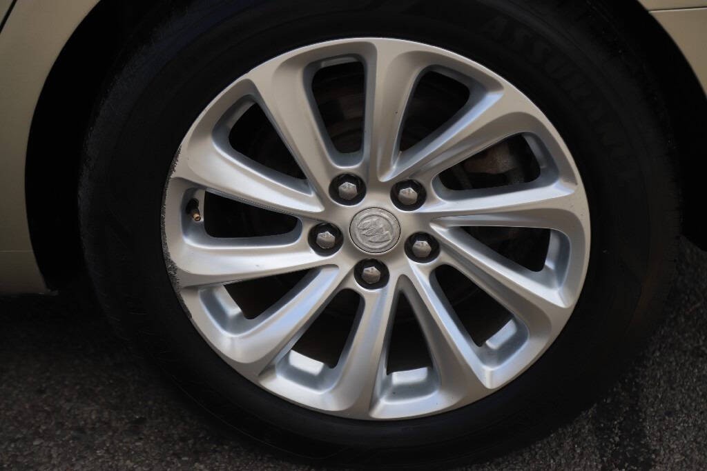 2015 Buick LaCrosse Image 7