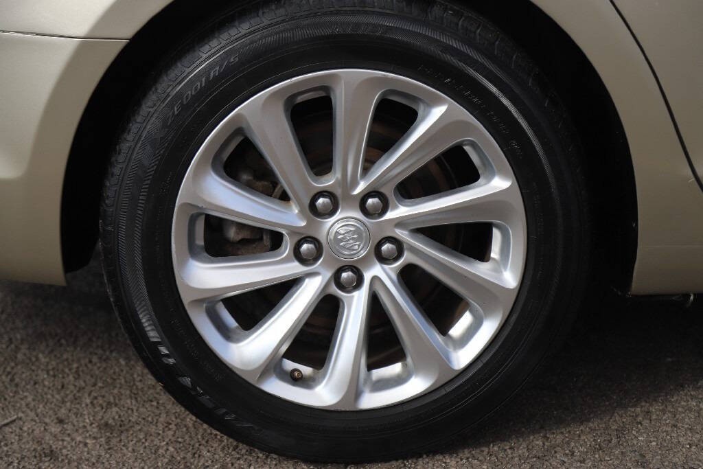 2015 Buick LaCrosse Image 15