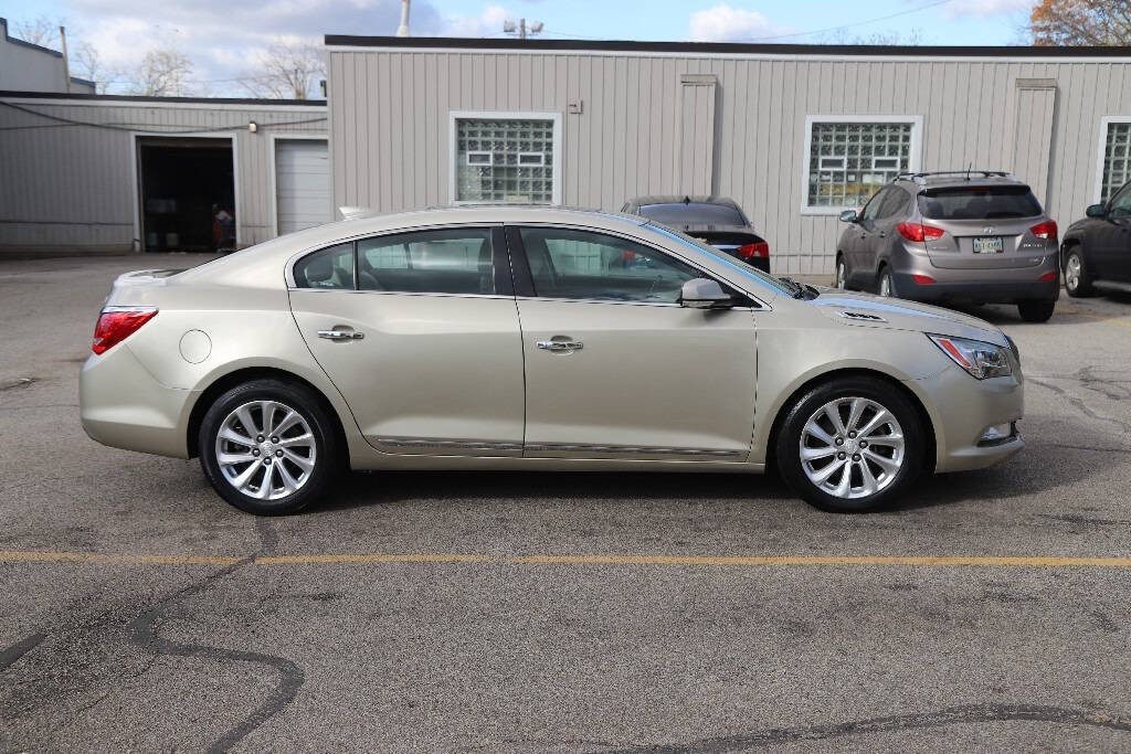 2015 Buick LaCrosse Image 16