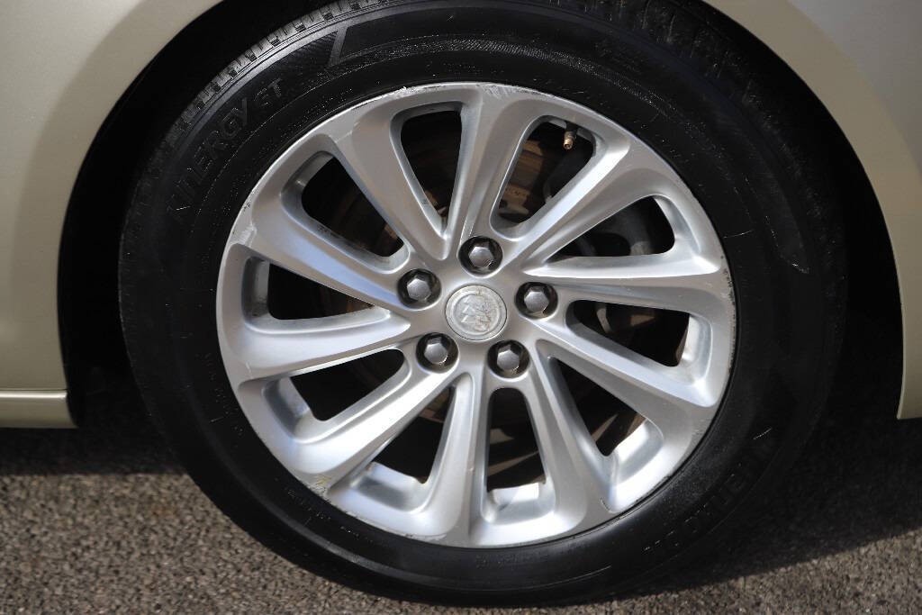 2015 Buick LaCrosse Image 17