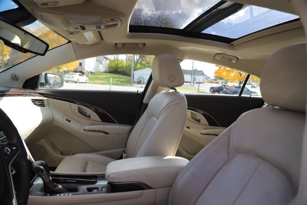 2015 Buick LaCrosse Image 28