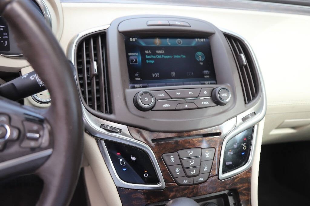 2015 Buick LaCrosse Image 30