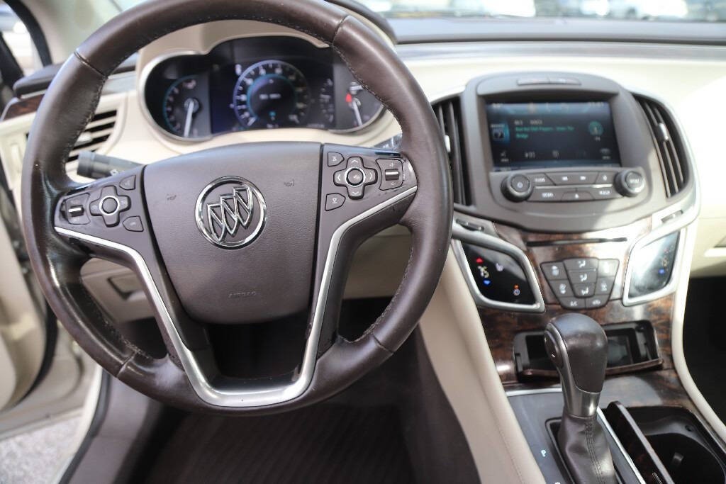 2015 Buick LaCrosse Image 32