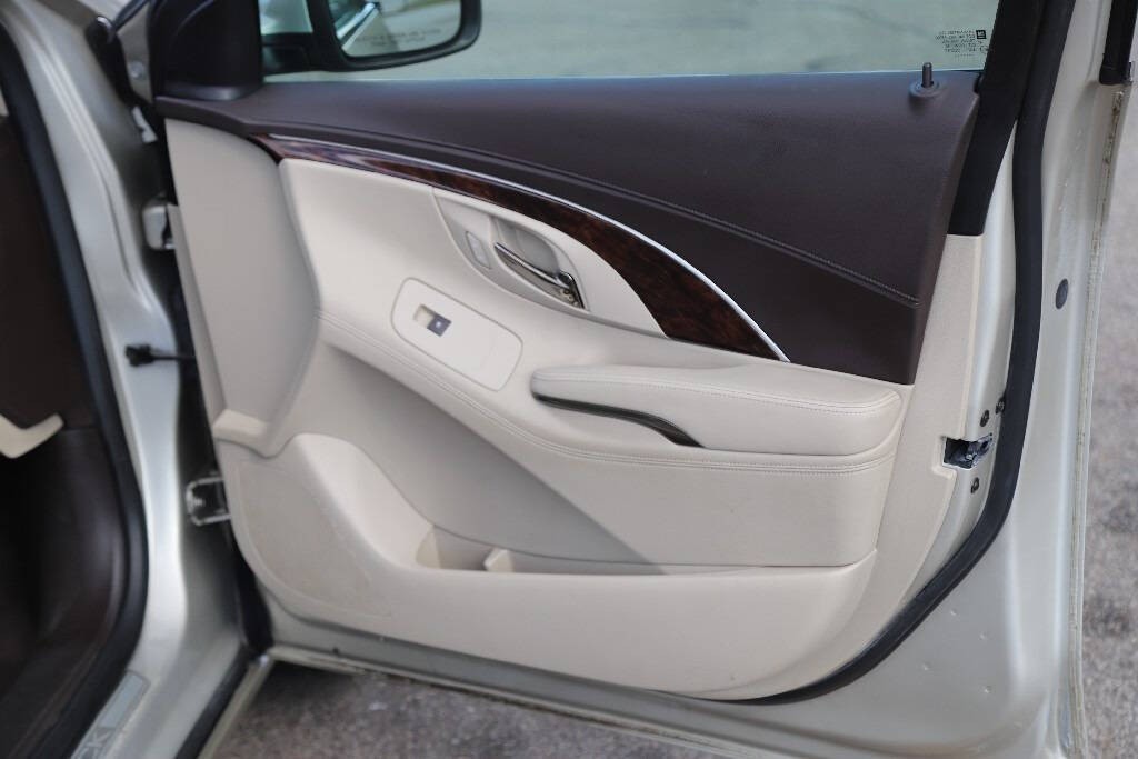 2015 Buick LaCrosse Image 37