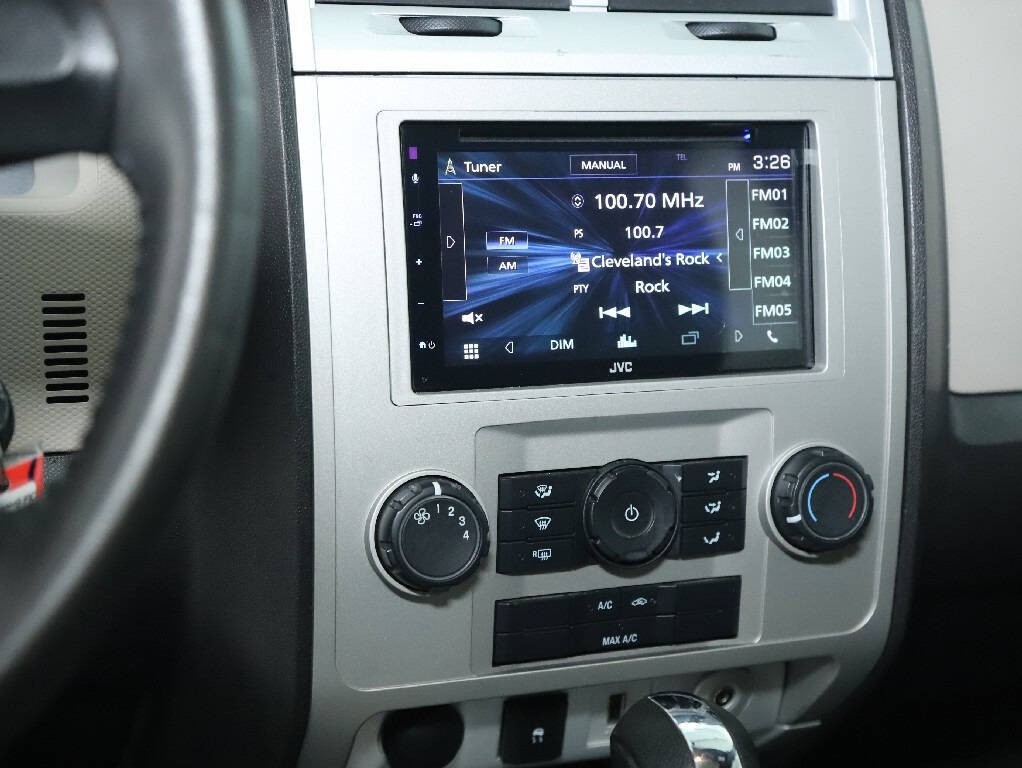 2010 Mercury Mariner Image 25