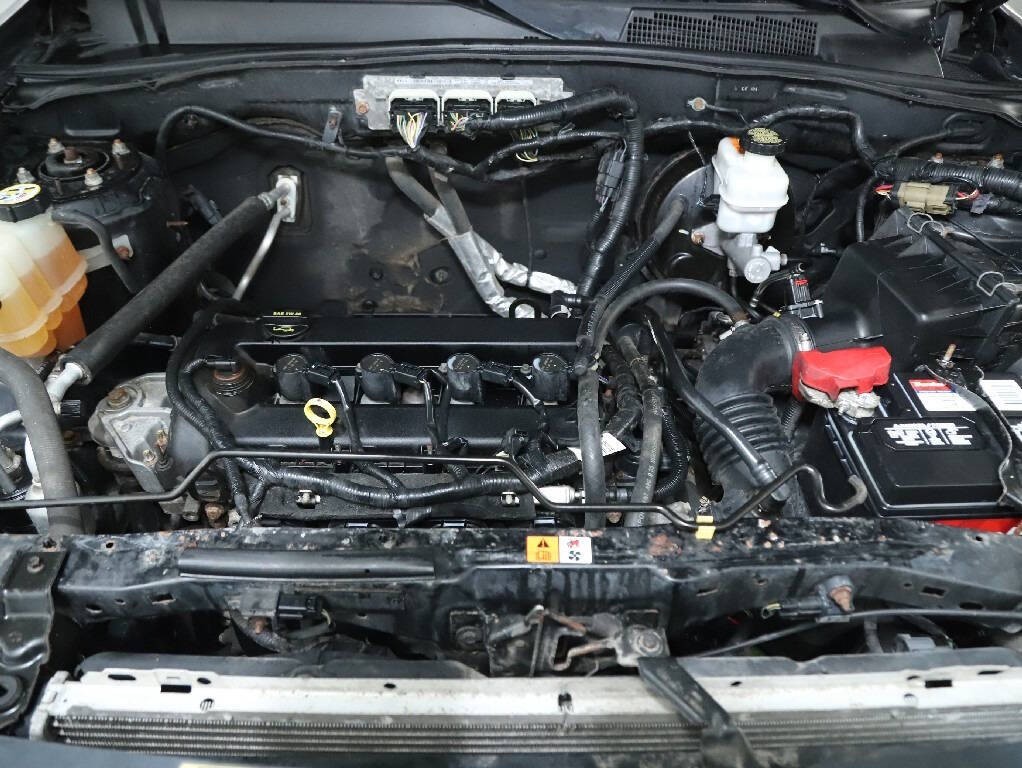 2010 Mercury Mariner Image 33