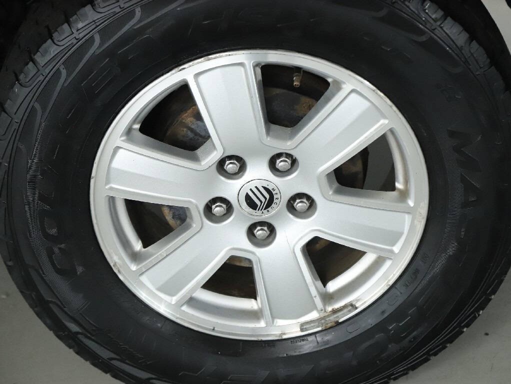 2010 Mercury Mariner Image 37