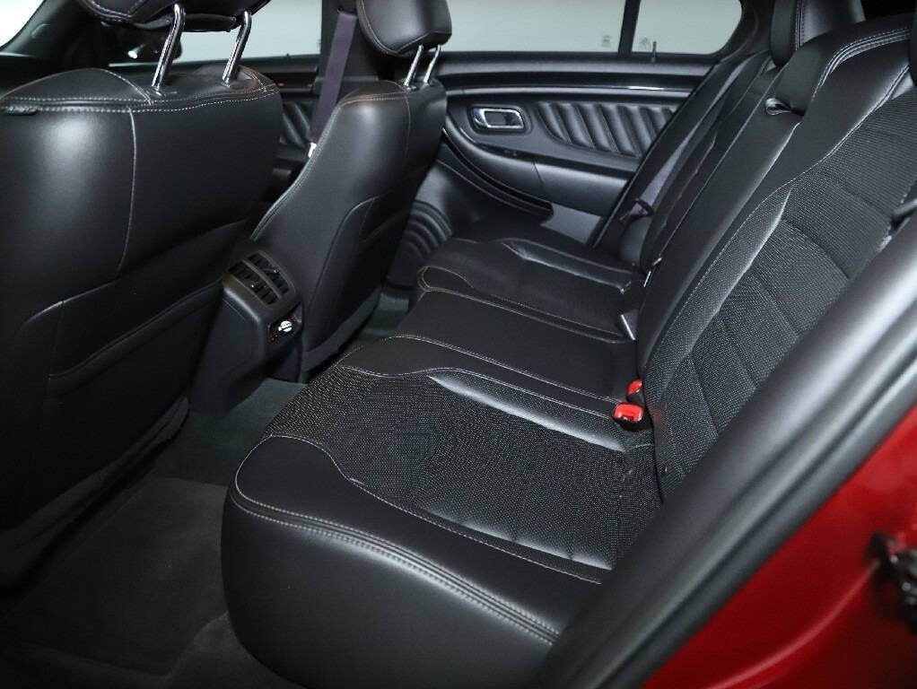 2013 Ford Taurus Image 14