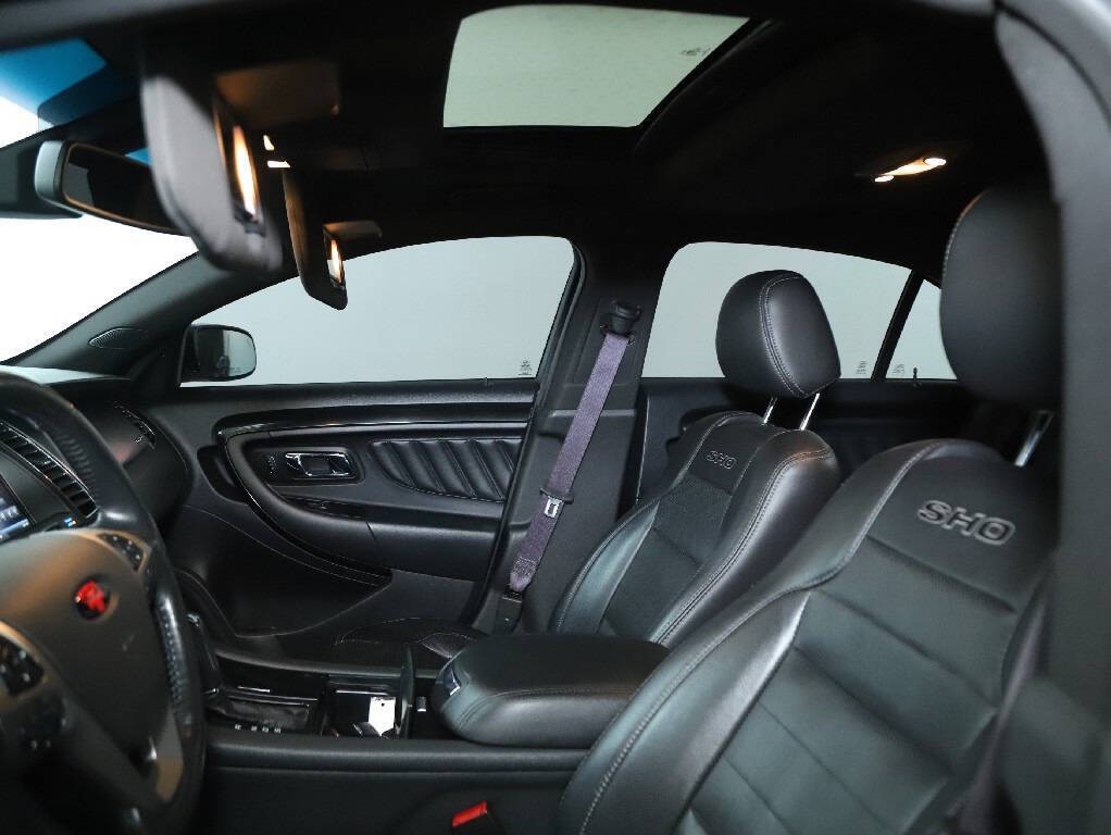 2013 Ford Taurus Image 20
