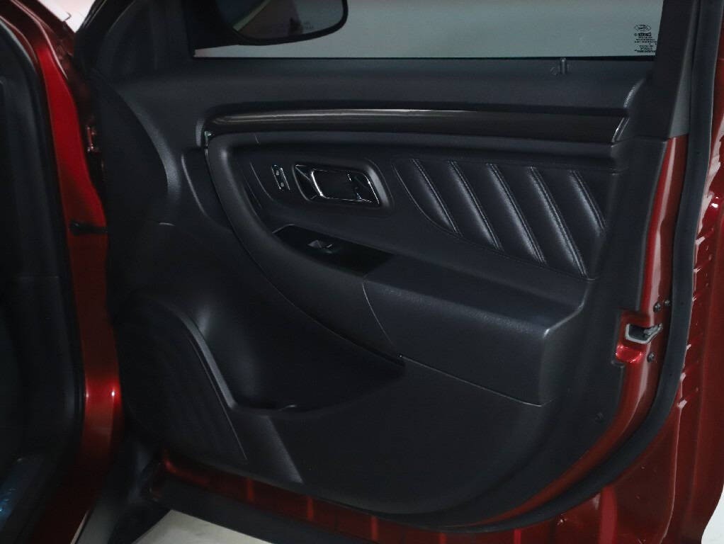 2013 Ford Taurus Image 36