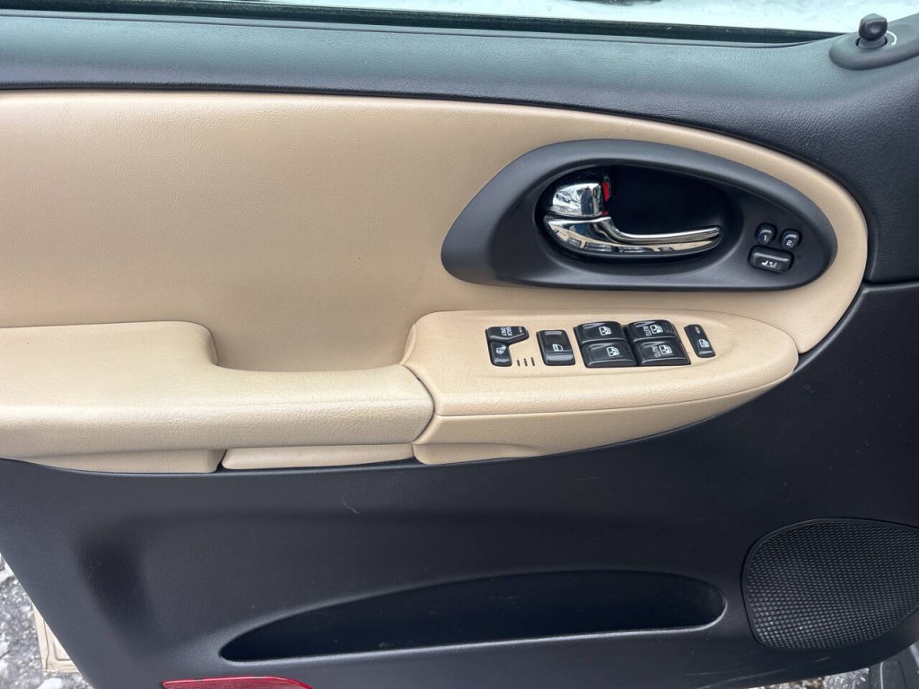 2005 Chevrolet Trailblazer Image 11