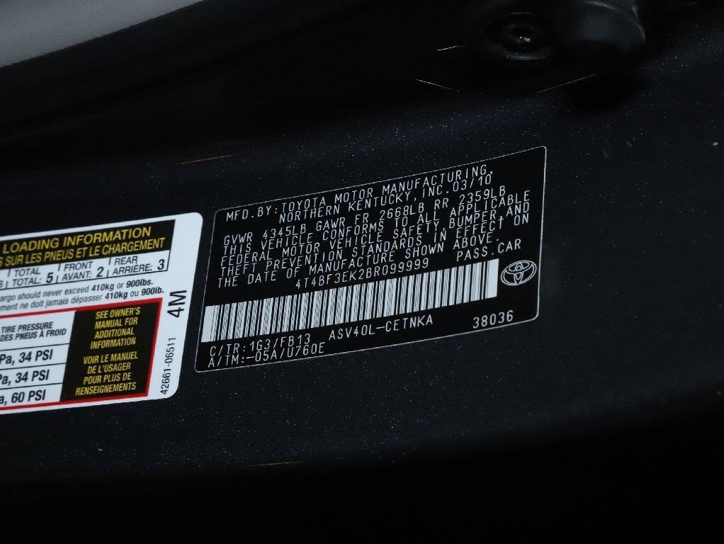 2011 Toyota Camry Image 21