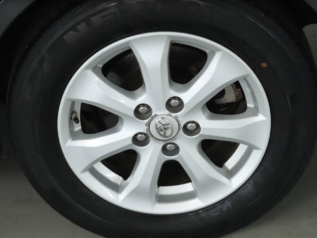 2011 Toyota Camry Image 36