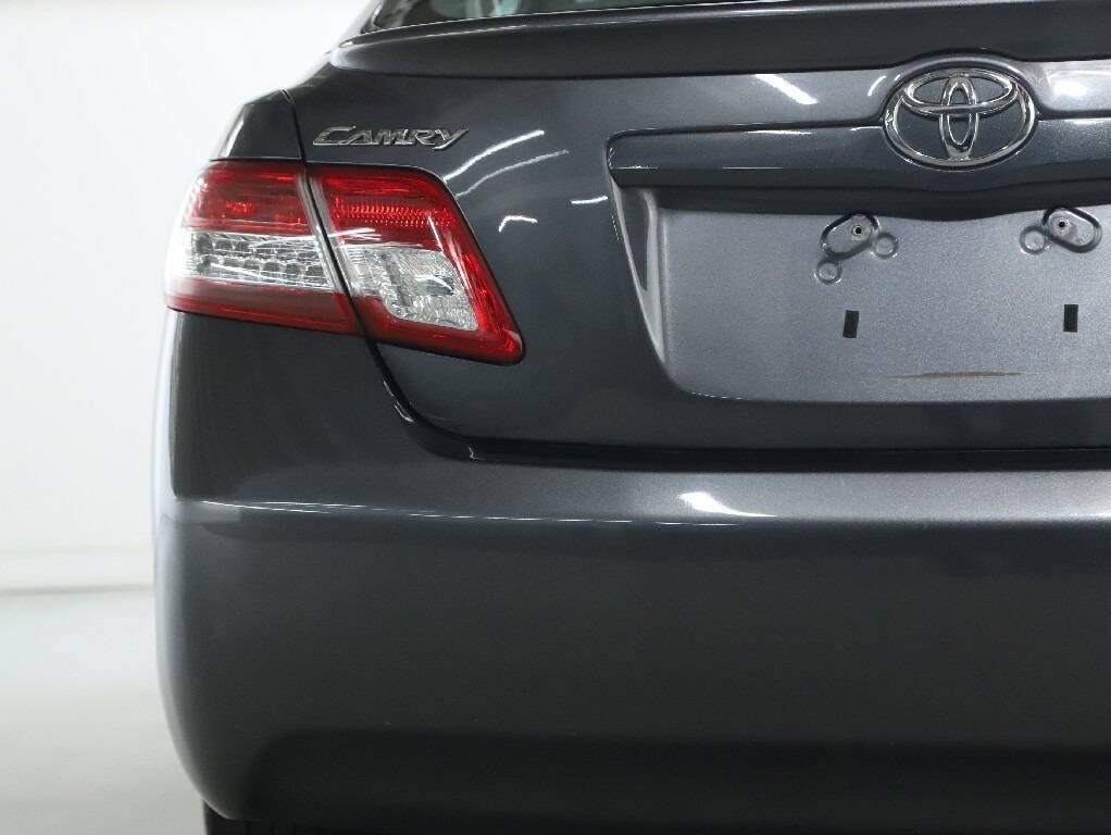 2011 Toyota Camry Image 40