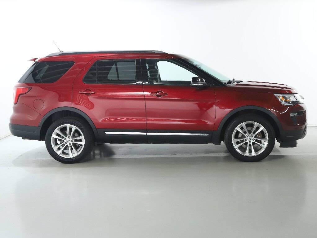 2018 Ford Explorer Image 11