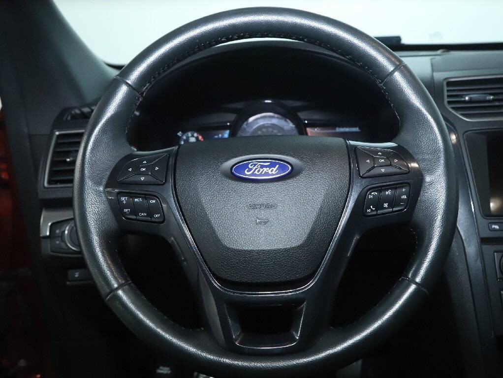 2018 Ford Explorer Image 23
