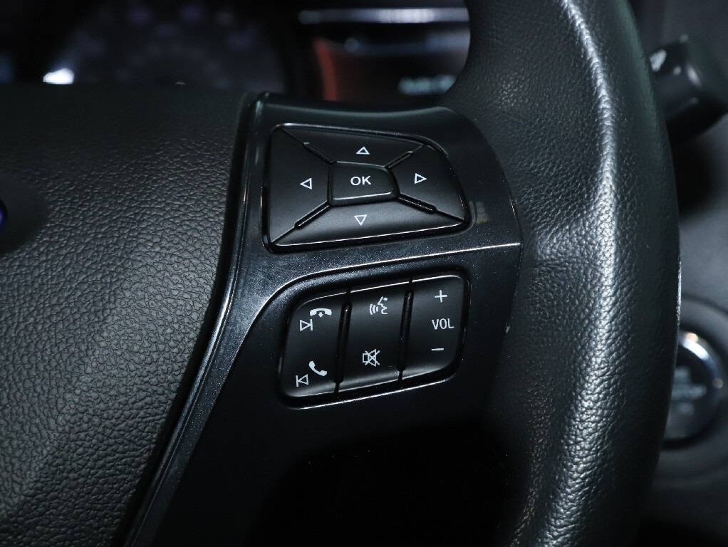 2018 Ford Explorer Image 25