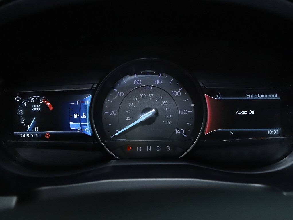 2018 Ford Explorer Image 26