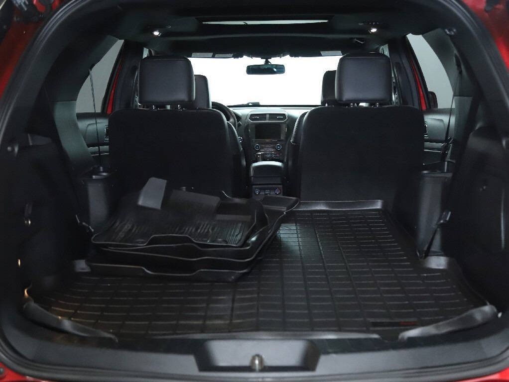 2018 Ford Explorer Image 31
