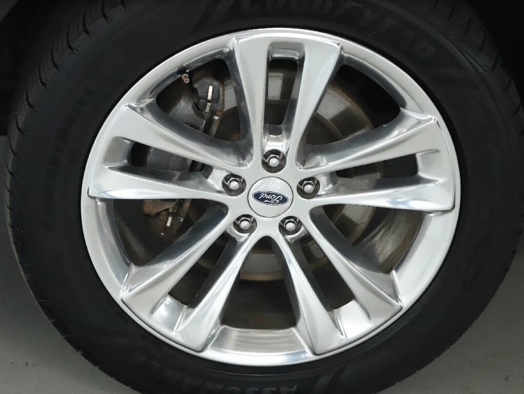 2018 Ford Explorer Image 38