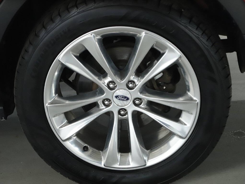 2018 Ford Explorer Image 40