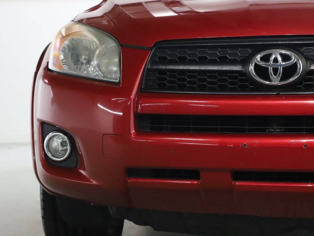 2011 Toyota Rav4 Image 6
