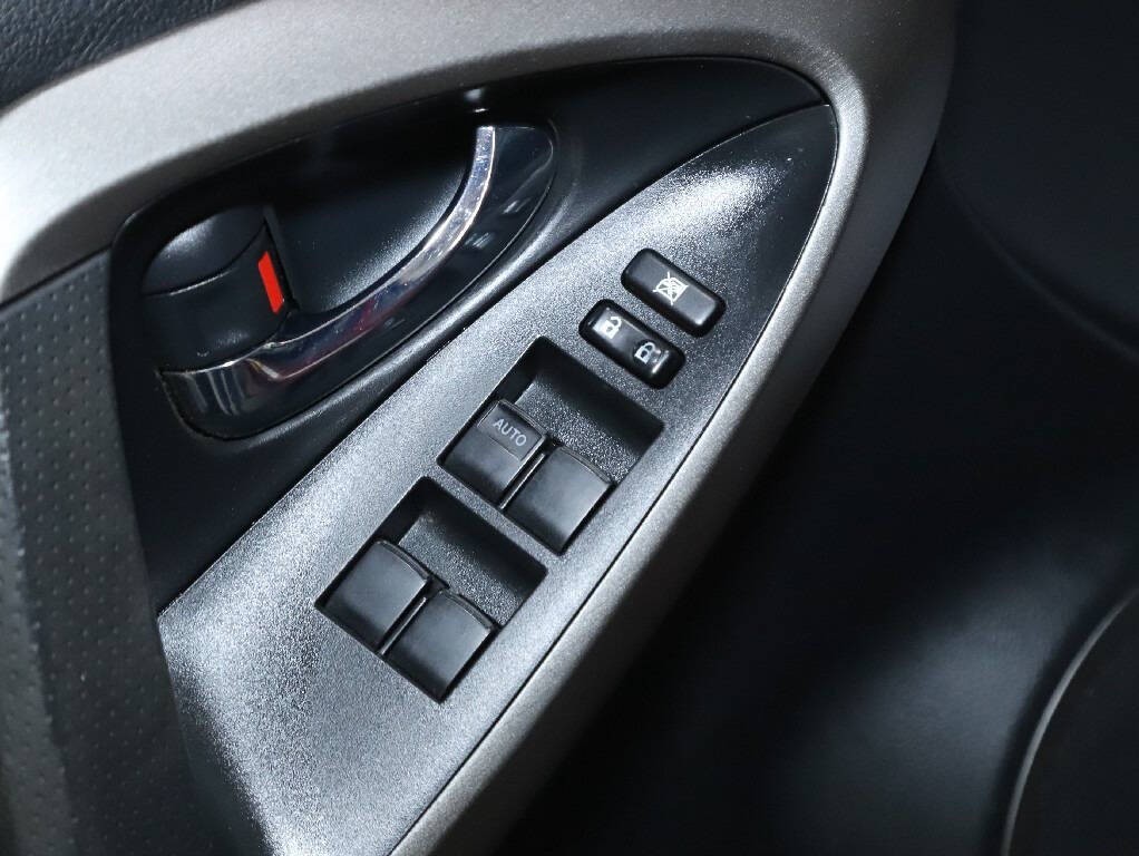 2011 Toyota Rav4 Image 16