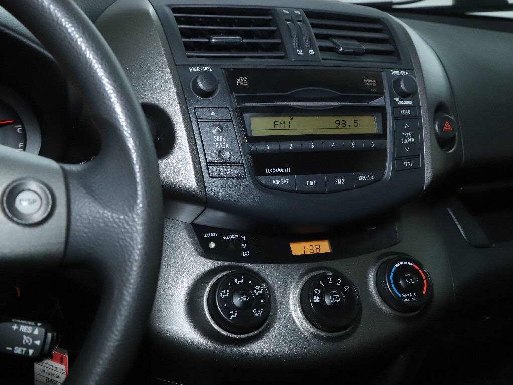 2011 Toyota Rav4 Image 25
