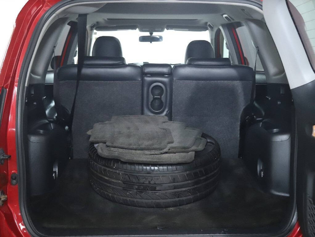 2011 Toyota Rav4 Image 27