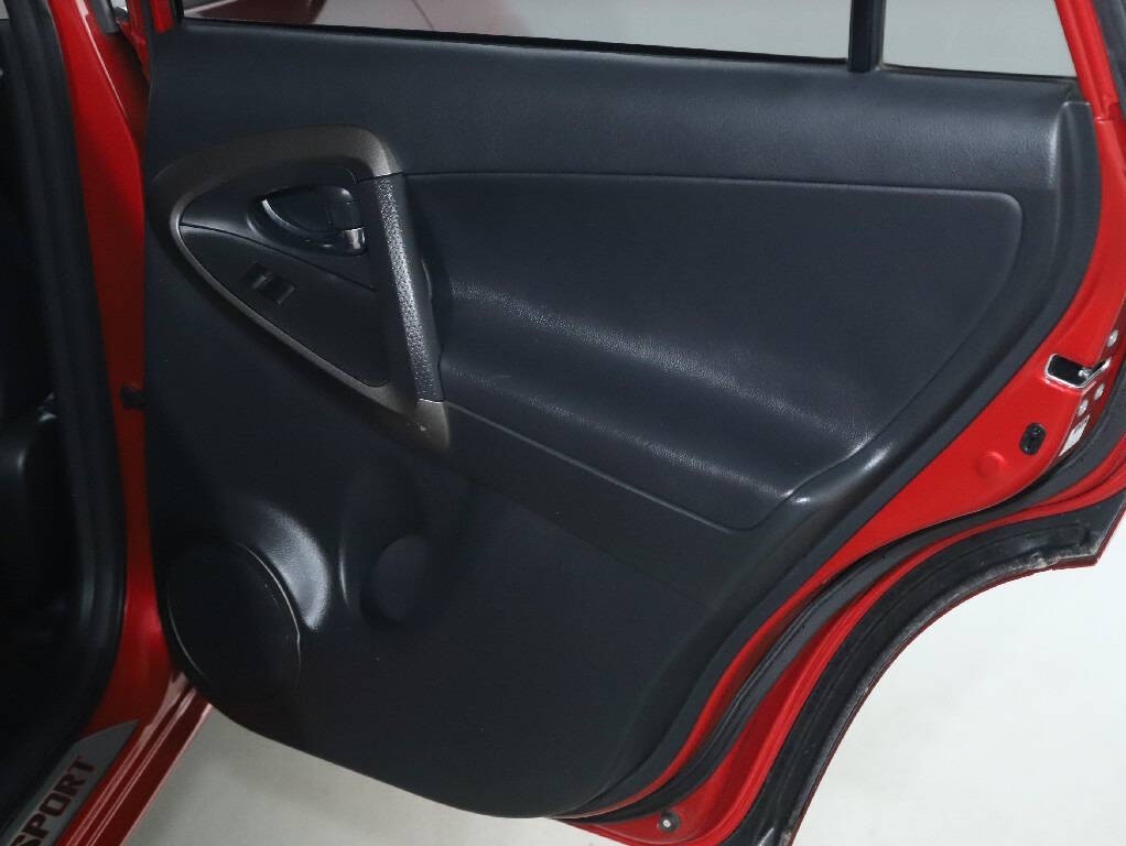 2011 Toyota Rav4 Image 28