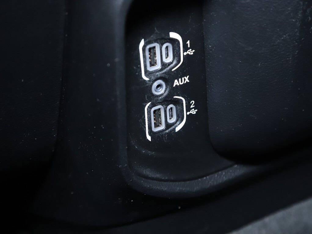 2021 RAM 1500 Image 32