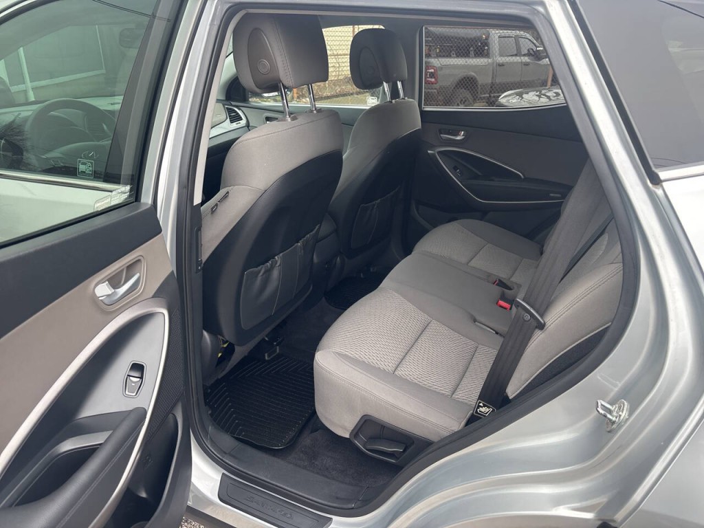 2016 Hyundai Santa Fe Sport Image 9
