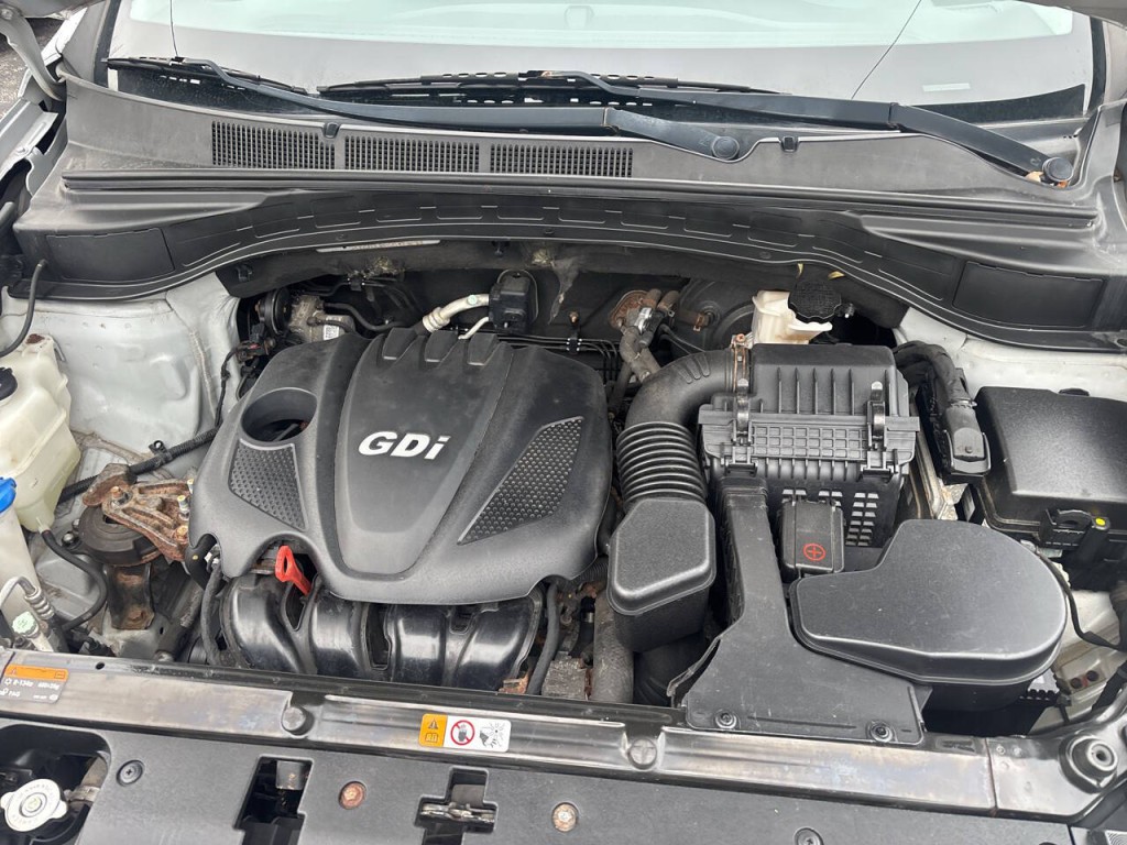 2016 Hyundai Santa Fe Sport Image 12