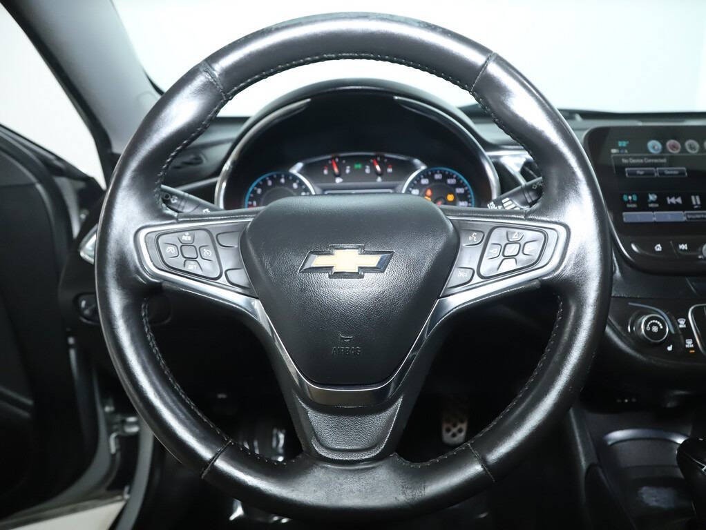 2017 Chevrolet Malibu Image 20