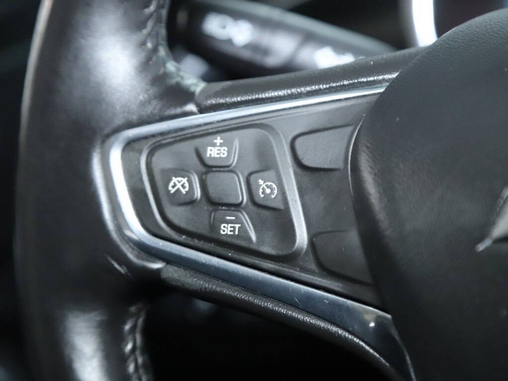 2017 Chevrolet Malibu Image 21